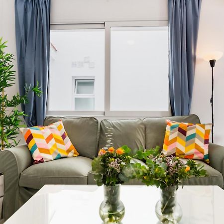 Anfitrion Triana 2 Appartement Sevilla Buitenkant foto